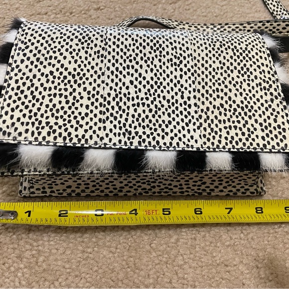 New! Collector’s piece!!Fendi watersnake with fur trim bag. - Picture 10 of 13